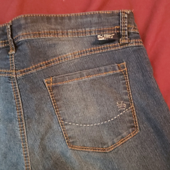 Slim Boot Jeans - Picture 5 of 11